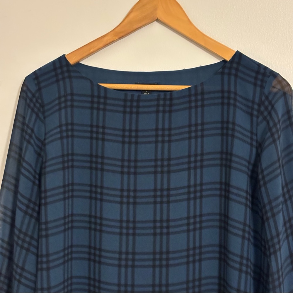 Ann Taylor Navy and Black Plaid Blouse - Picture 3 of 13
